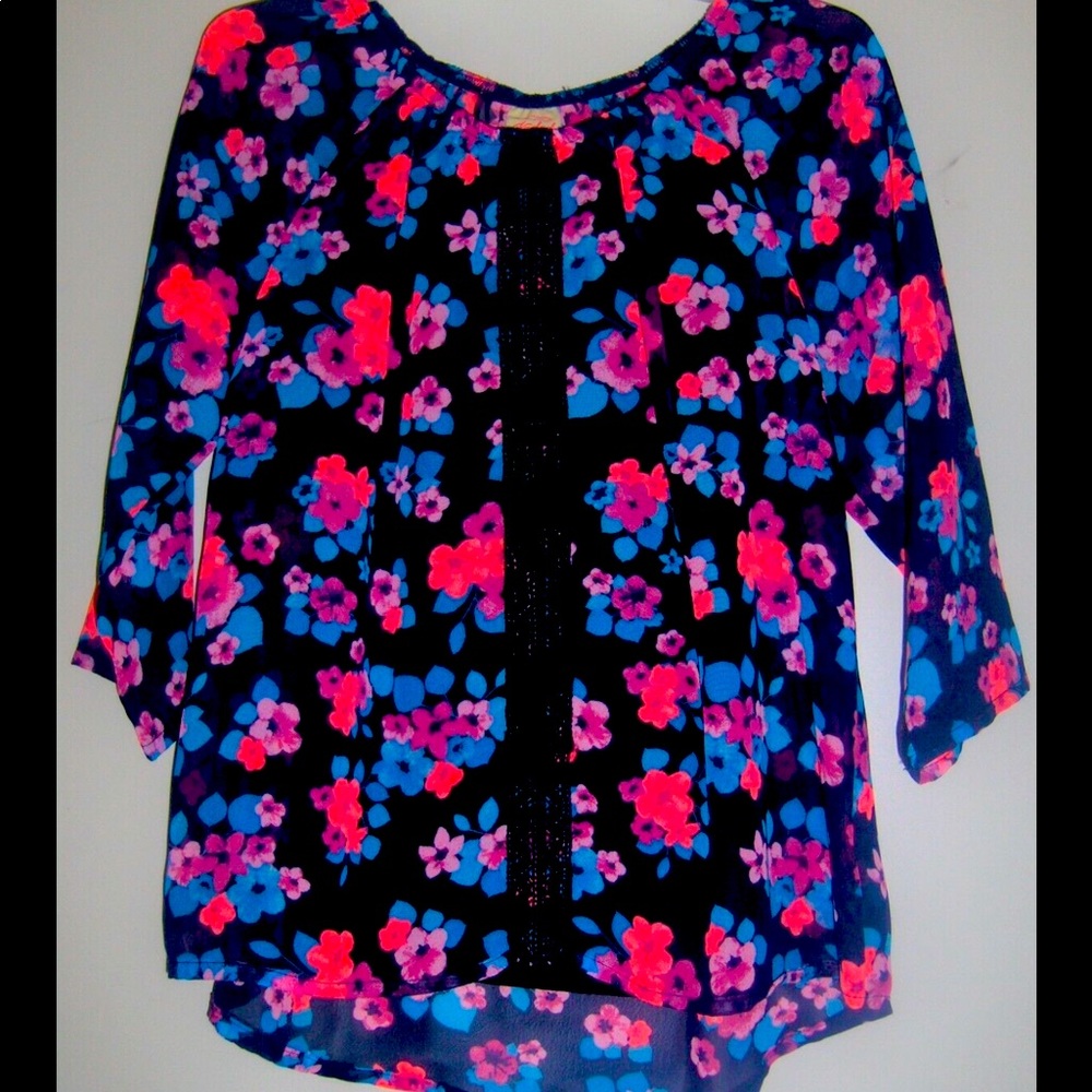 Faded glory cute top with Tank Top